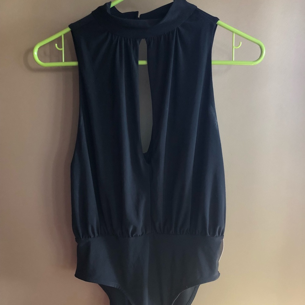 Black keyhole body suit